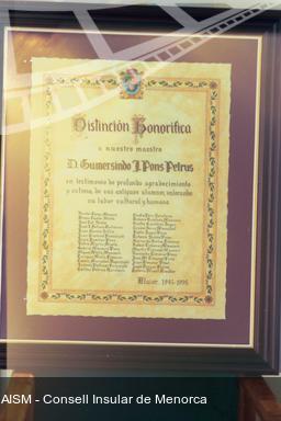 [Diploma d'homenatge a Gumersind J. Pons Petrus]. [Fotografia]