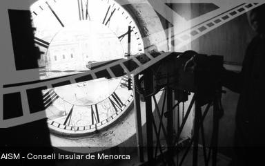 [Interior del rellotge de l'Ajuntament de Ciutadella]. [Fotografía]